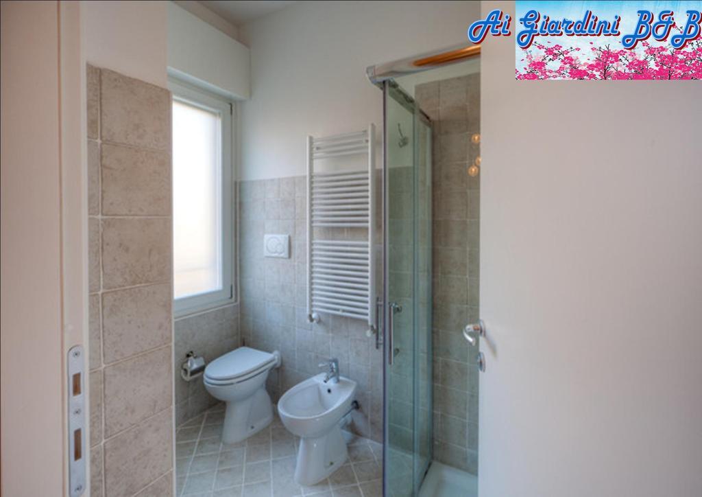 Ai Giardini Rooms -Vicino Ospedale Borgo Trento E Centro Storico Verona Quarto foto